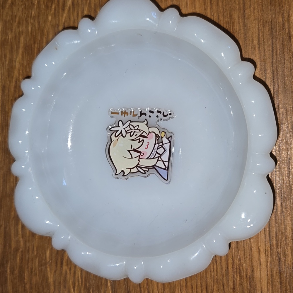 Nwt Handmade Lumine Genshin Impact Pin